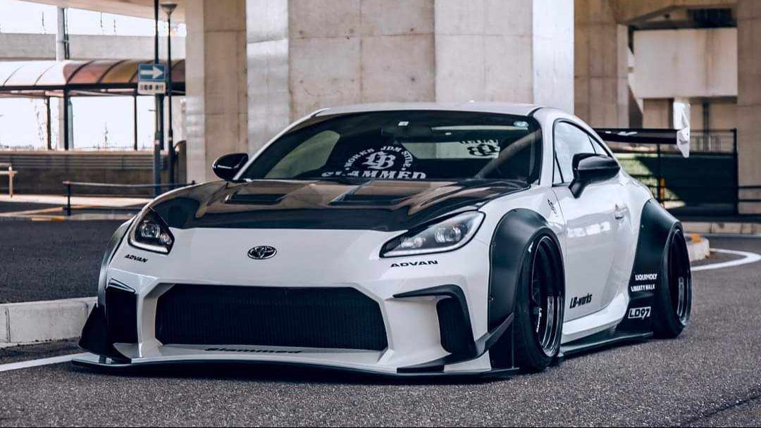 LibertyWalk lb★nation TOYOTA GR86(ZN8)/ SUBARU BRZ(ZD8) – REWRK Collective