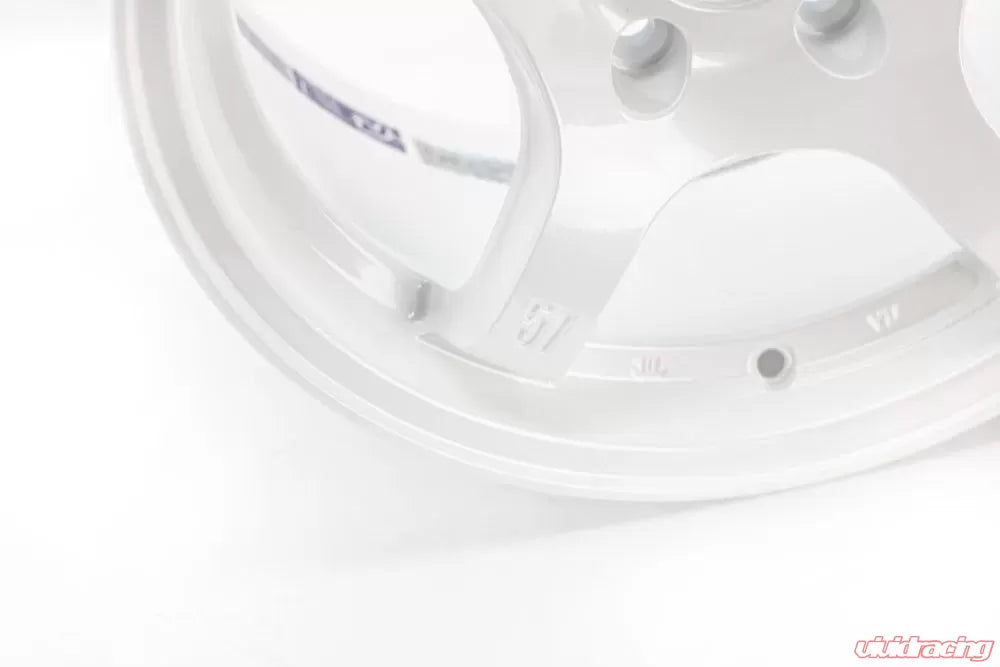 Gram Lights 57CR 18X9.5+22 5-114.3 Ceramic Pearl Wheel