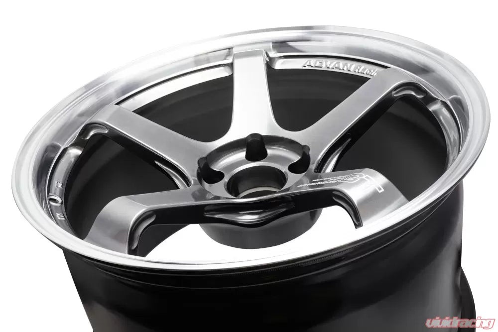 Advan GT Beyond 18X9.5+38 5-114.3 Machining & Racing Hyper