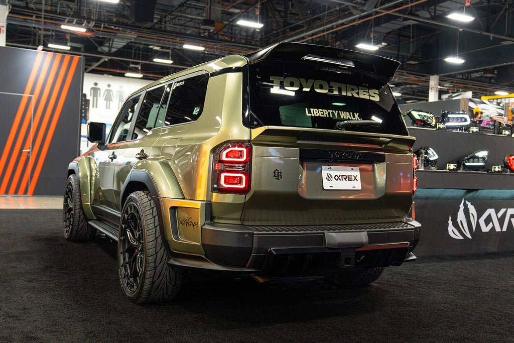 LB-WORKS TOYOTA LAND CRUISER 250 (FRP)