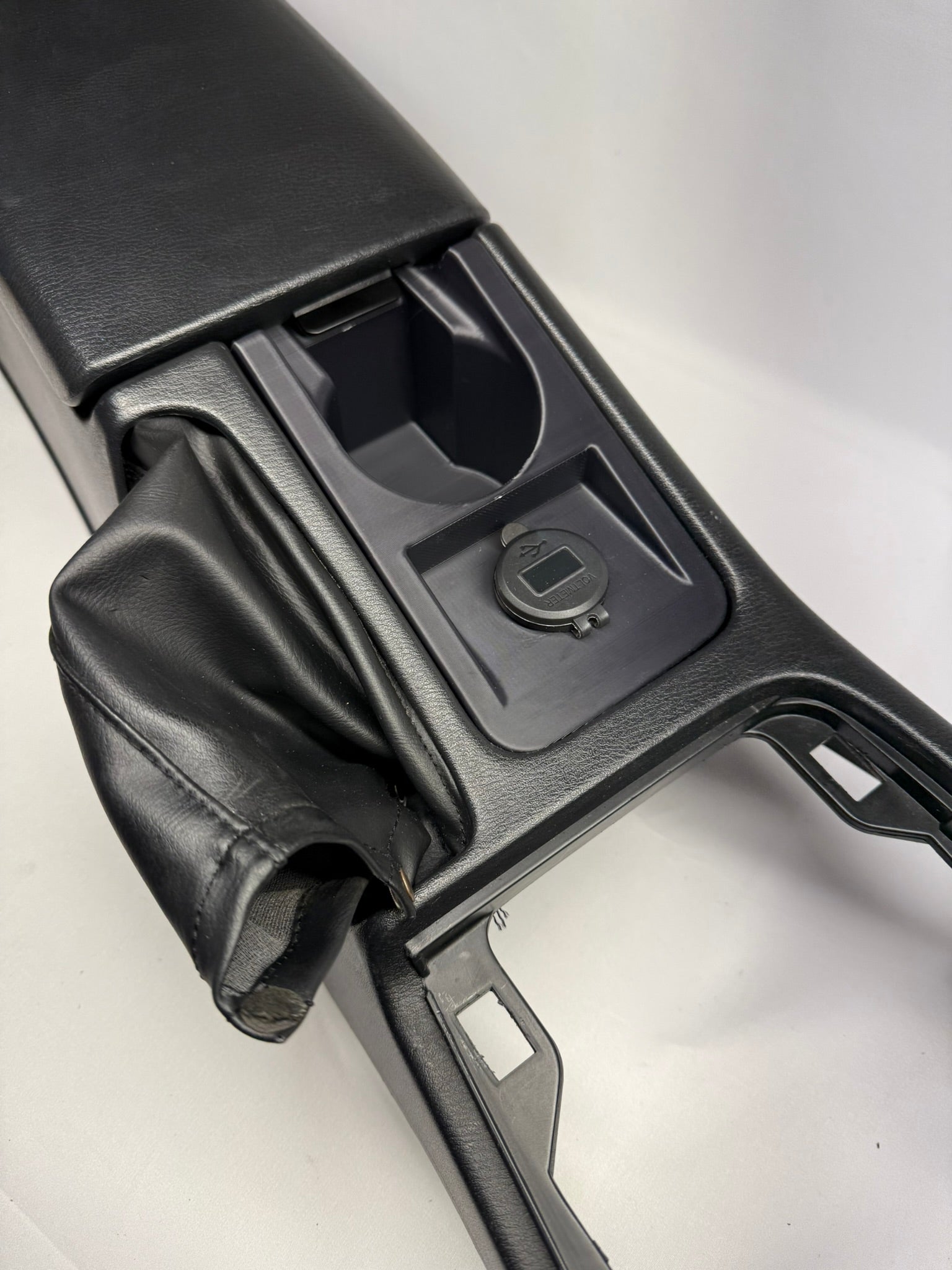 R33 Skyline Center Console Cupholder Insert