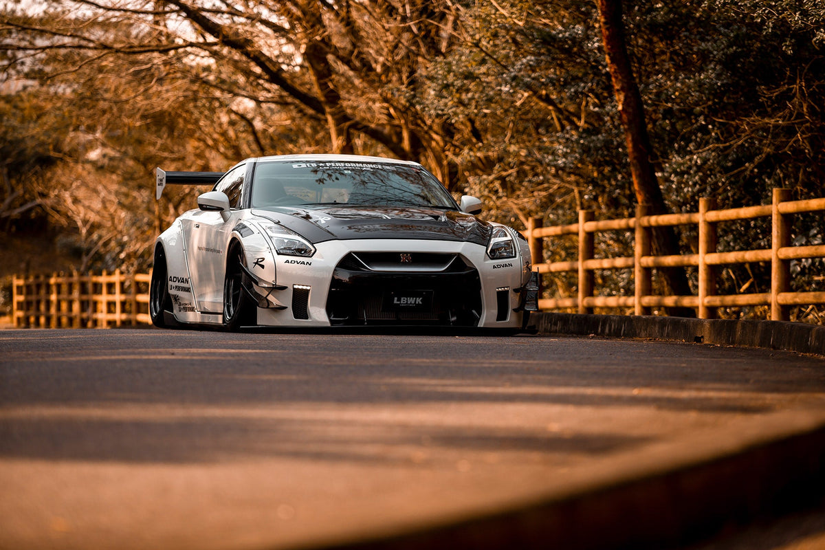 LB-WORKS NISSAN GT-R R35 Type 2 Wide Body Kit