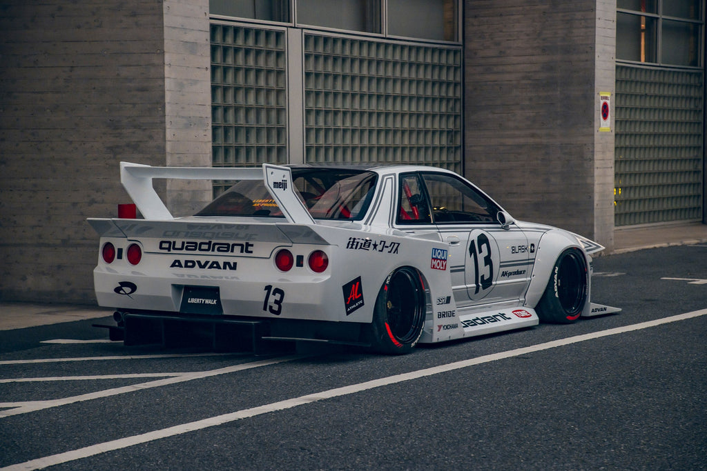 LB-KAIDO WORKS NISSAN R32 SKYLINE (FRP) - REWRK Collective