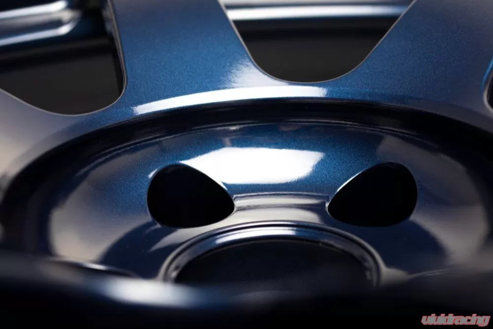 Volk Racing TE37 Saga 18X10.5+15 5-114.3 Mag Blue Wheel