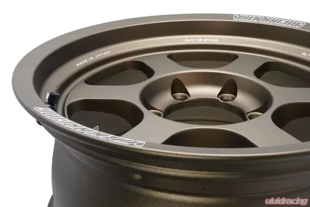 Volk Racing TE37XT M-Spec 18X9.5+00 5-150 Bronze Wheel